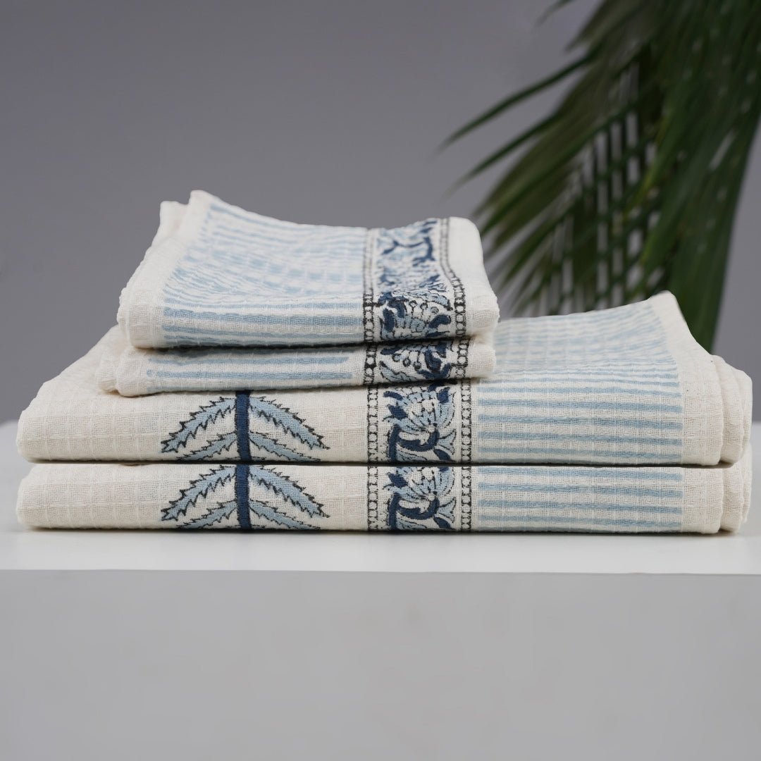 Pure Cotton Bath and Hand Towel Set Printed in White & Blue Pattern