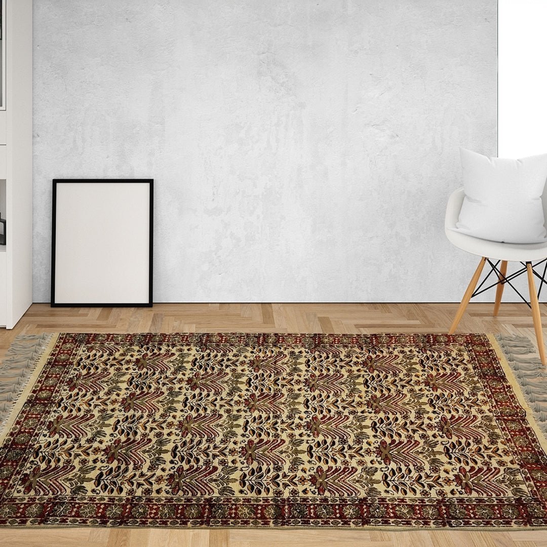 Handcrafted Kalamkari Print Cotton Rug with a Floral Pattern
