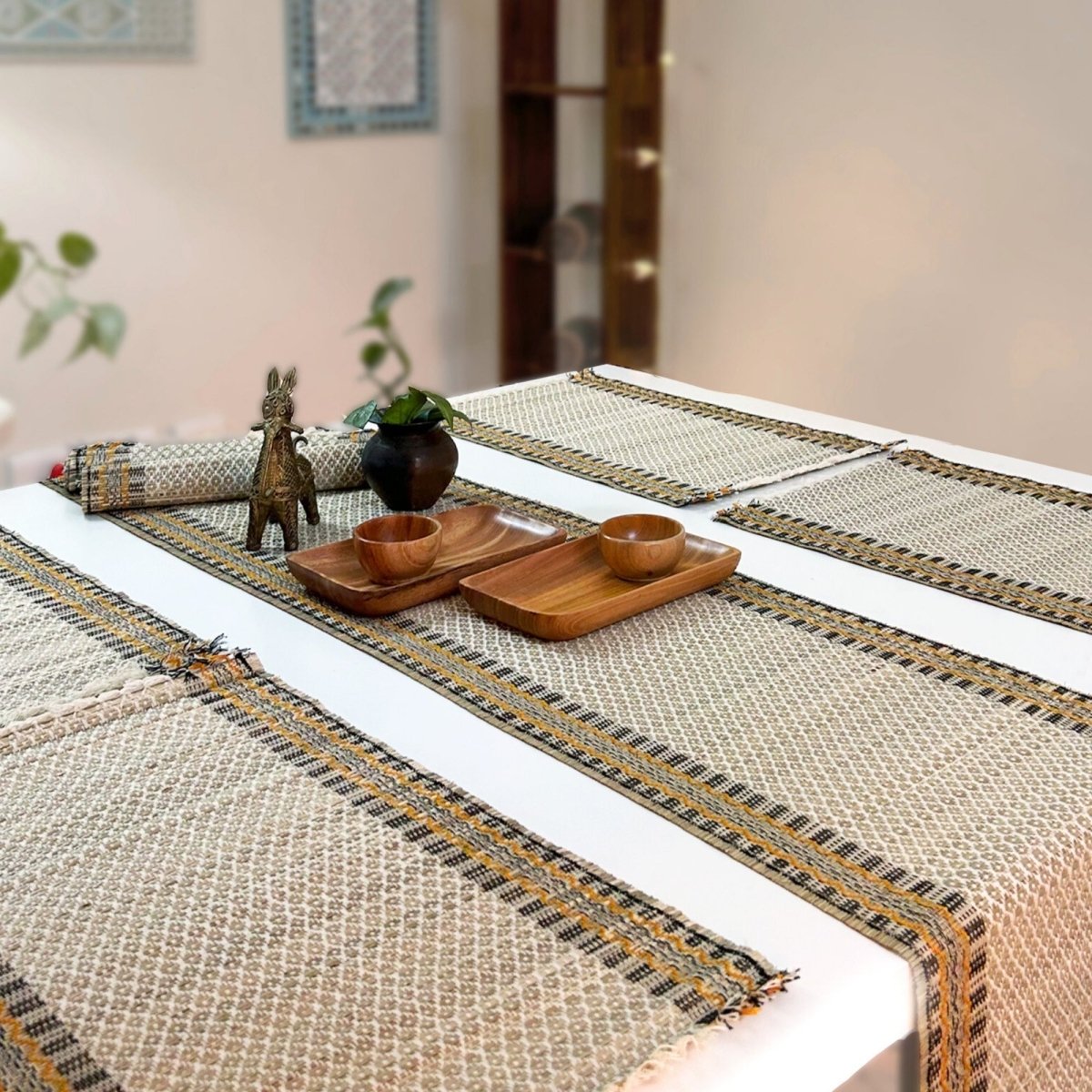 Dining Table Mats and Table Runner in Beige Set of 6 and 4 | Eco Friendly Tableware Sustainably Handwoven from Natural Grass