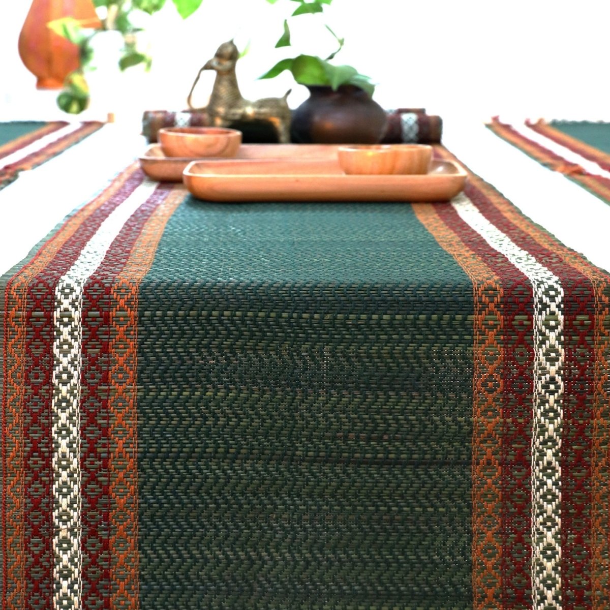 Handmade Dining Table Mats and Runner in Green | Set of 6 and 4 | Handwoven from Natural Grass