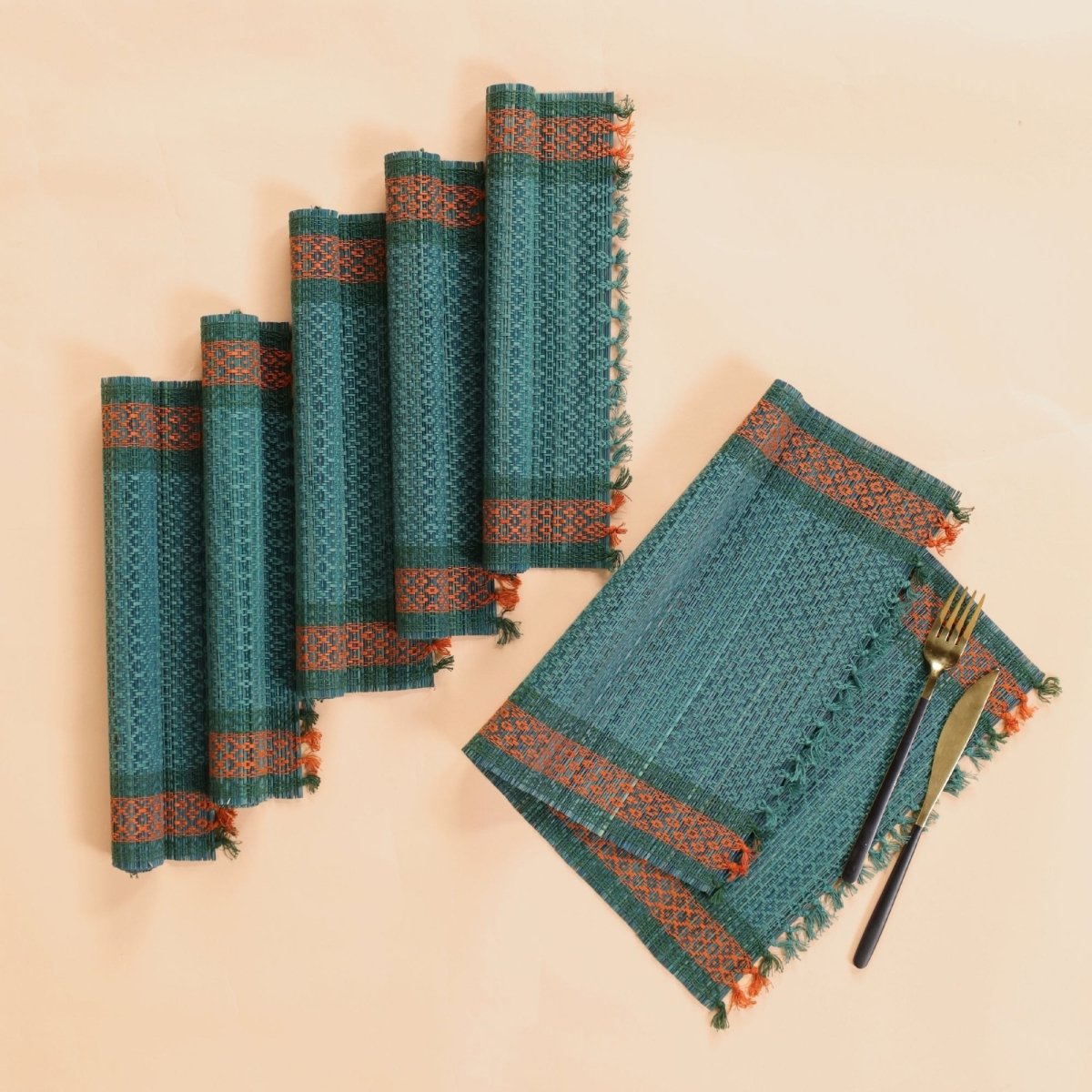 Handmade Dining Table Mats In Teal (Set Of 4/6) | Eco Friendly Tableware Sustainably Handwoven from Natural Grass