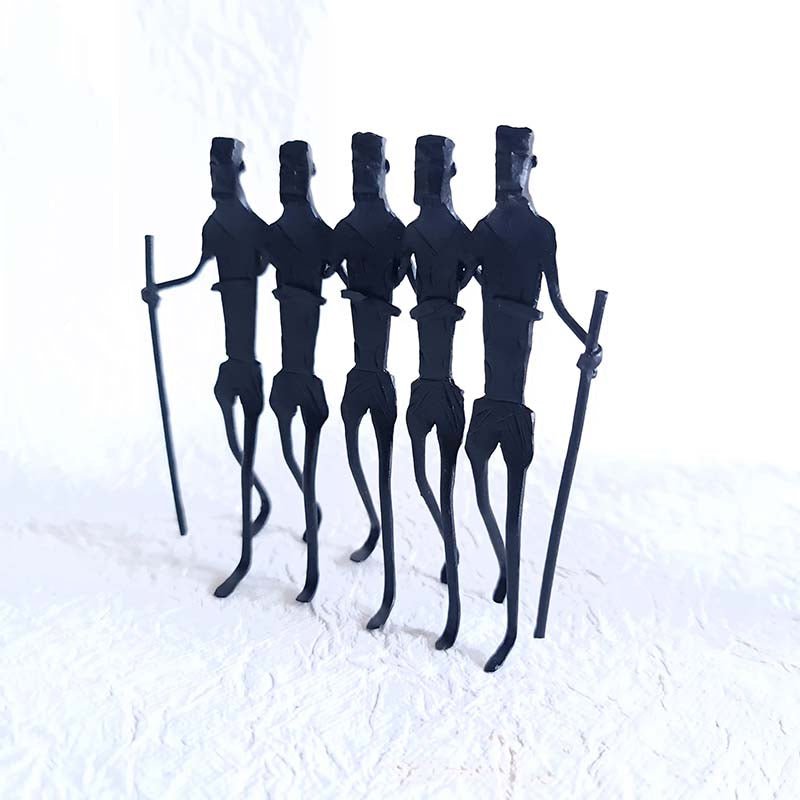 Two handmade wrought iron sculptures portraying dancing tribals in the Bastar style