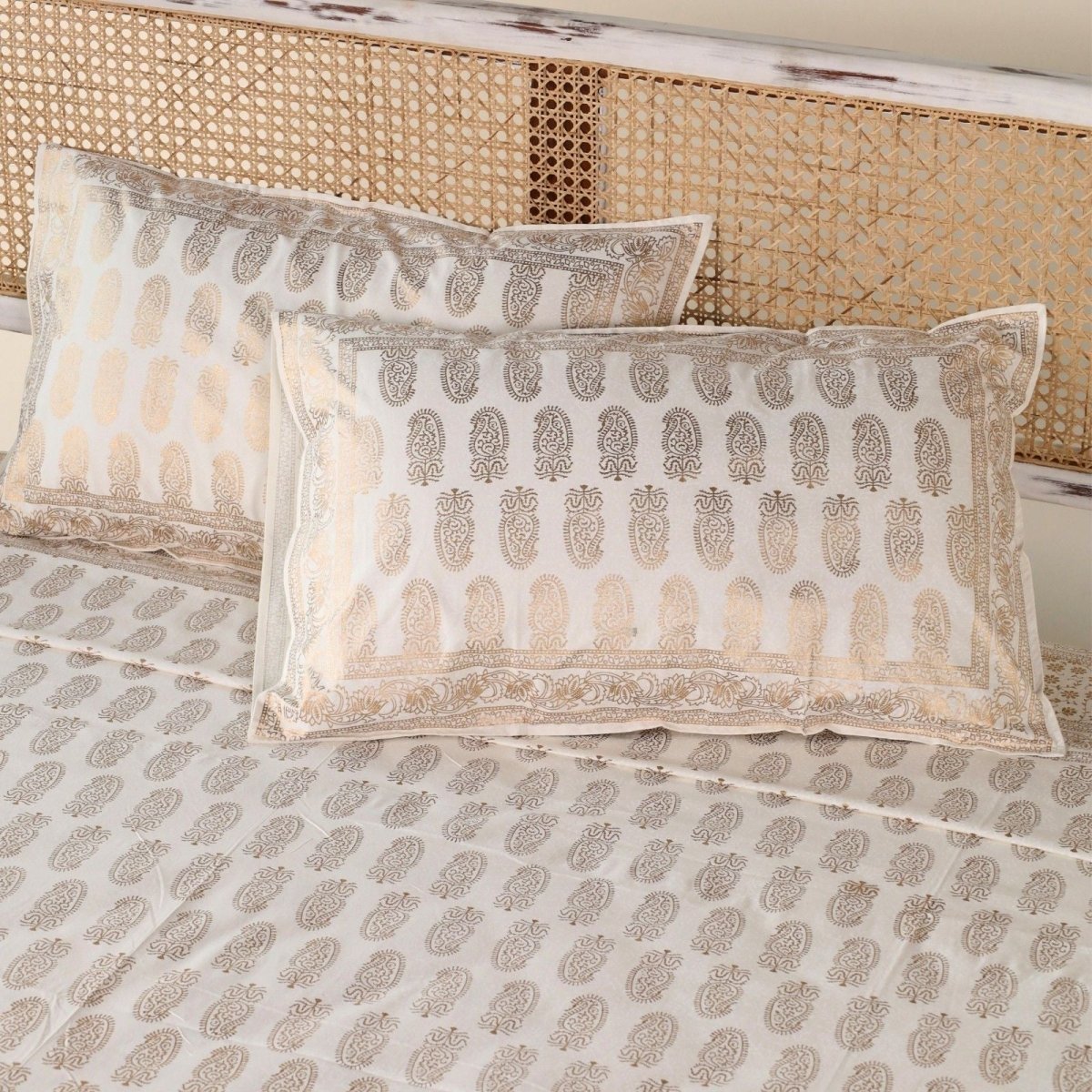 Double Bed Cover Set With Pillow Covers Hand Printed In Gold & White | King Size | Handmade In India
