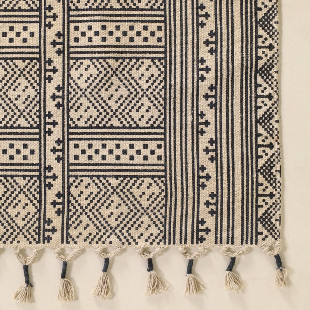 Cotton Rug Handprinted in Monochrome  | 4 x 6 ft Floor Rugs | Handmade In India