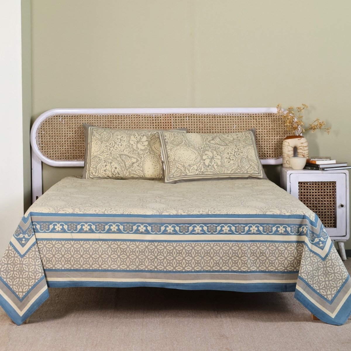 Pure Cotton Queen Size Bed Sheet with 2 Matching Pillow Covers in Ivory | Taupe and Navy Blue Colour | Machine washable | Chintz Collection